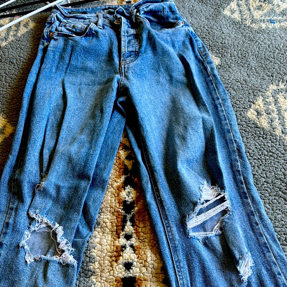 Flare out at the bottom super cute with and oversized tee.